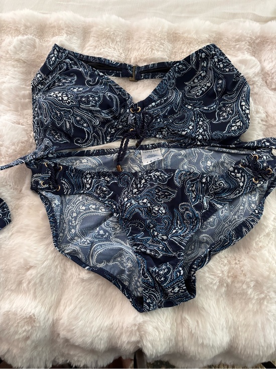 Lands' End Other - Lands' End Navy, Light Blue and White Paisley Swim Top with Lace Trim